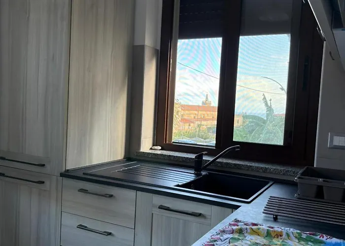 Bellatropea * Tropea